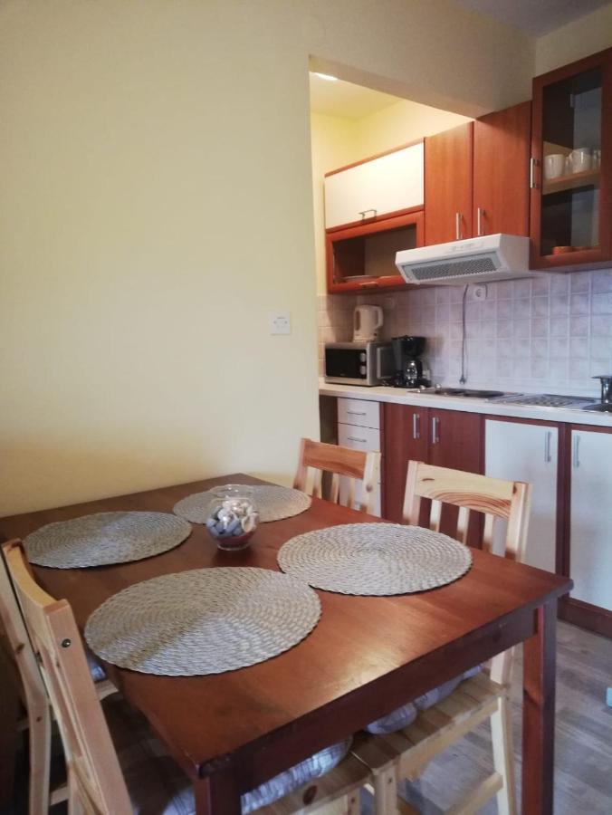 Apartment Mara Porec Esterno foto