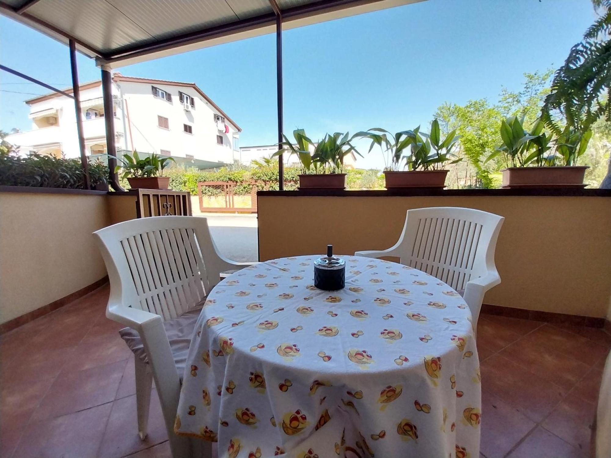 Apartment Mara Porec Esterno foto