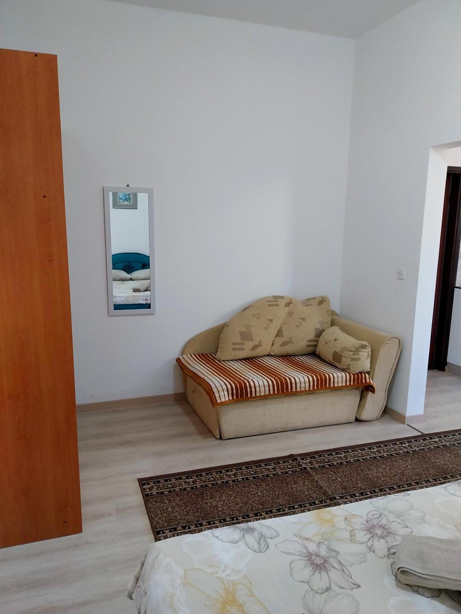 Apartment Mara Porec Esterno foto